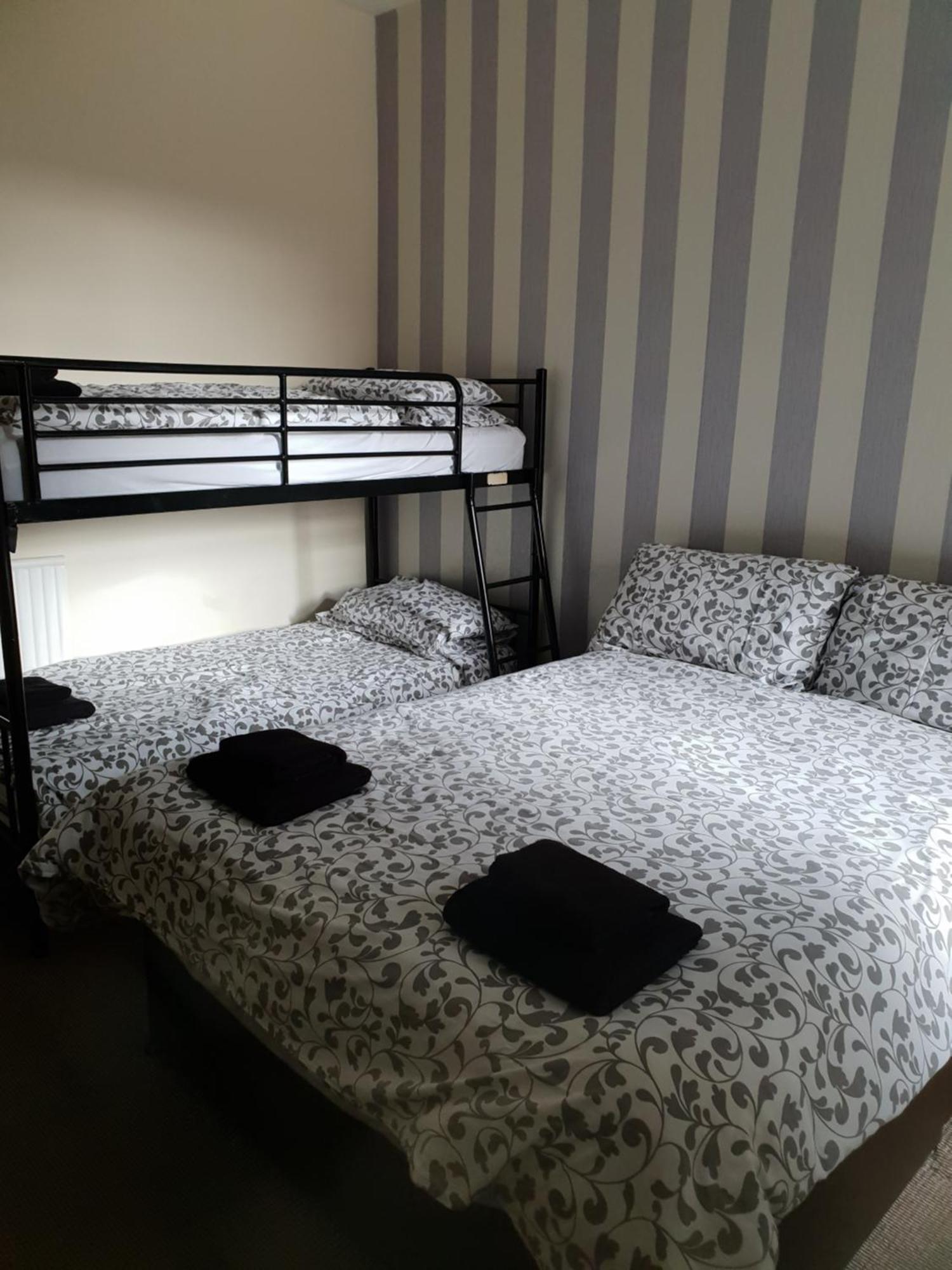 Langroyd Hotel Blackpool Bagian luar foto