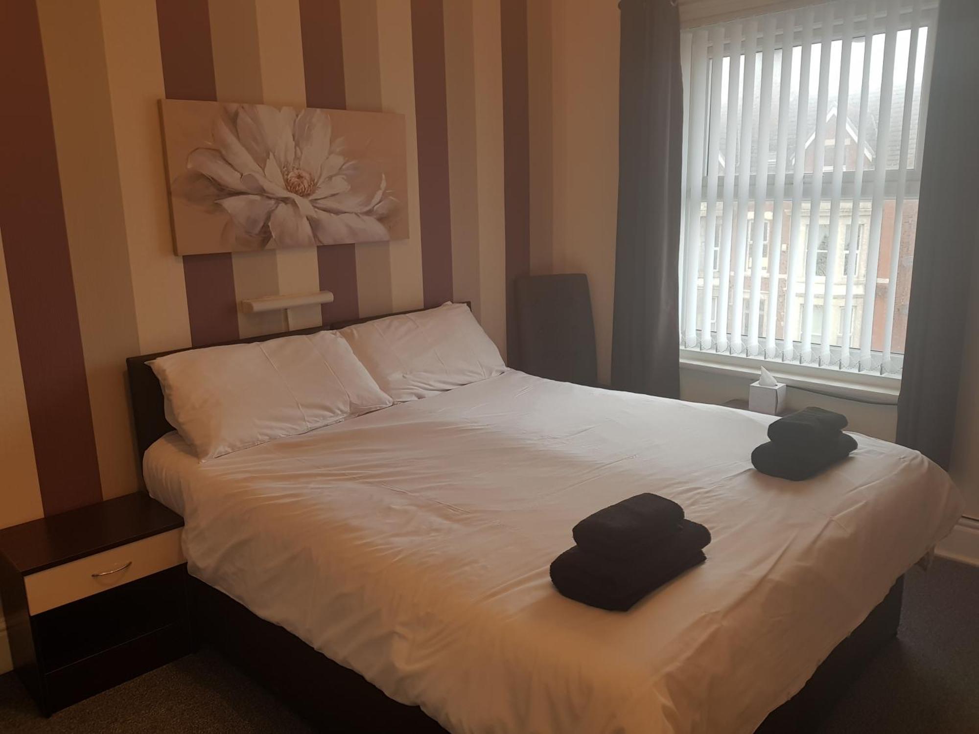 Langroyd Hotel Blackpool Bagian luar foto