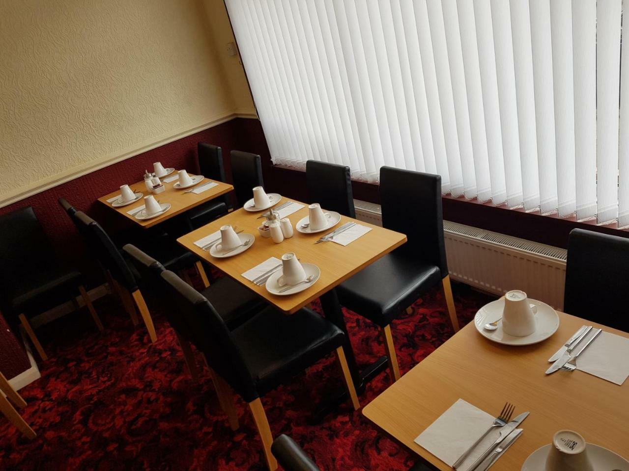 Langroyd Hotel Blackpool Bagian luar foto